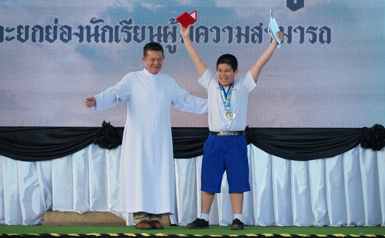 โรงเรียนปรีชานุศาสน์