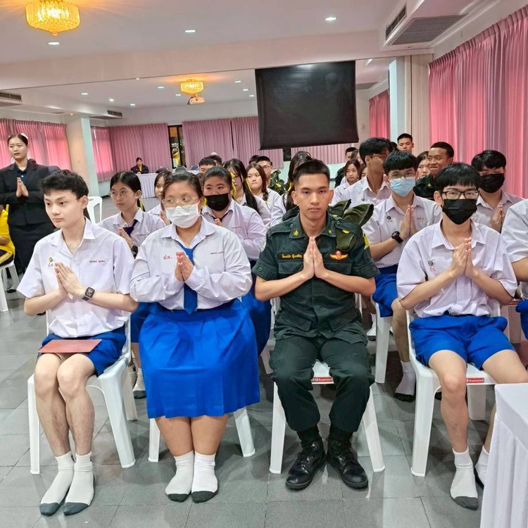 โรงเรียนปรีชานุศาสน์